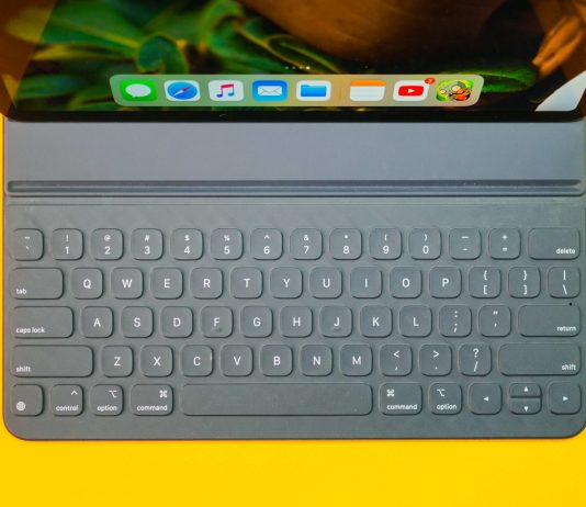 Photo of a smart keyboard near an ipad